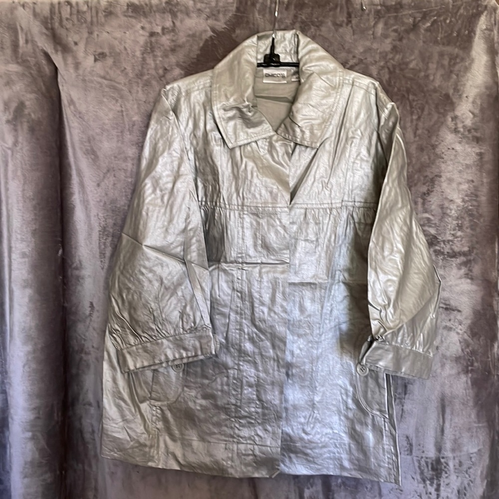 NWT Chico’s Size 3 (16) Silvery Shimmer Winchester Elbow Jacket. Hidden Front